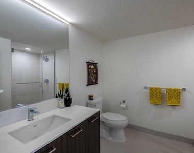 4710 Elm Street - Photo Thumbnail 19