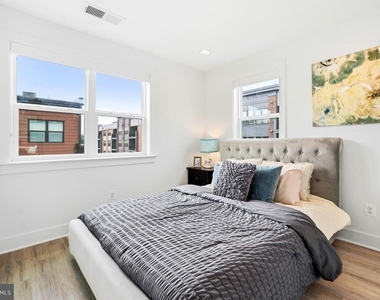 3104 Royal Fern Place - Photo Thumbnail 26