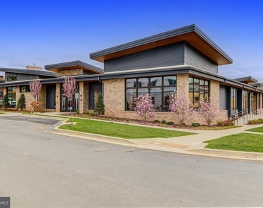 3104 Royal Fern Place - Photo Thumbnail 30