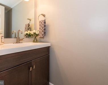 18269 Leman Lake Drive - Photo Thumbnail 9