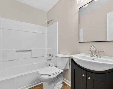 906 Vandora Avenue - Photo Thumbnail 21