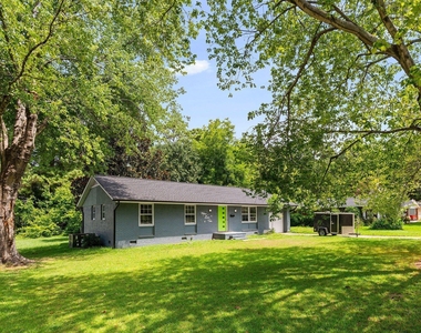 906 Vandora Avenue - Photo Thumbnail 35