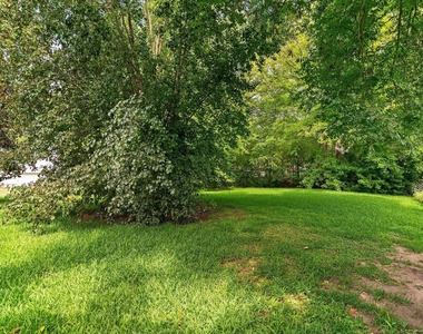 906 Vandora Avenue - Photo Thumbnail 27