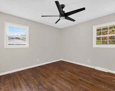 906 Vandora Avenue - Photo Thumbnail 20