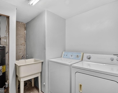 9305 Bathgate Court - Photo Thumbnail 19