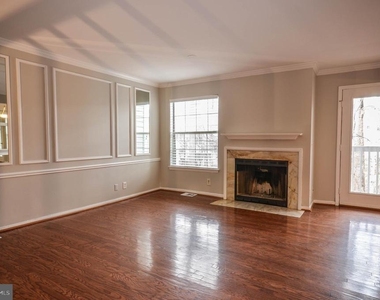 10715 Hampton Mill Terrace - Photo Thumbnail 2