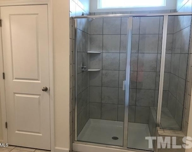 6039 Beale Loop - Photo Thumbnail 11