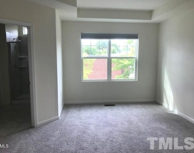 6039 Beale Loop - Photo Thumbnail 8