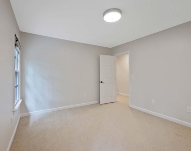 1202 Summerville Lane - Photo Thumbnail 26