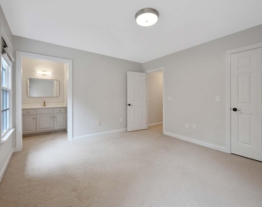 1202 Summerville Lane - Photo Thumbnail 30