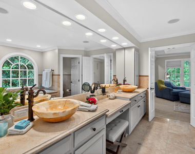 1202 Summerville Lane - Photo Thumbnail 21