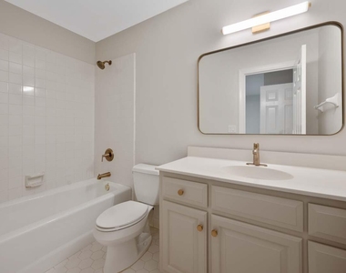 1202 Summerville Lane - Photo Thumbnail 35