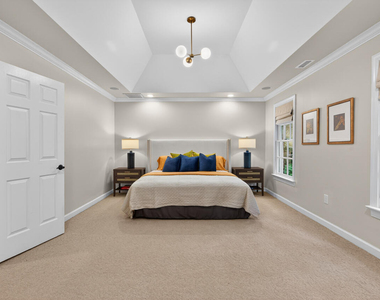1202 Summerville Lane - Photo Thumbnail 17