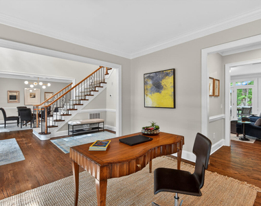 1202 Summerville Lane - Photo Thumbnail 9