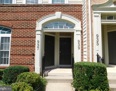 937 Hidden Marsh Street - Photo Thumbnail 1