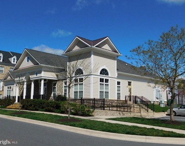 937 Hidden Marsh Street - Photo Thumbnail 23