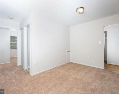 874 College Parkway - Photo Thumbnail 33
