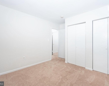 874 College Parkway - Photo Thumbnail 22