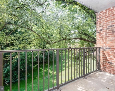 874 College Parkway - Photo Thumbnail 2