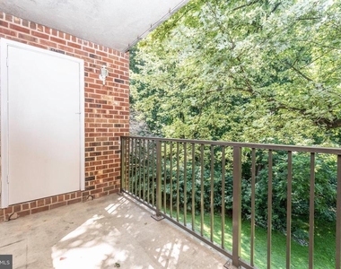 874 College Parkway - Photo Thumbnail 11