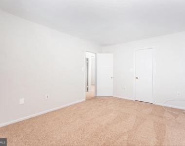 874 College Parkway - Photo Thumbnail 19