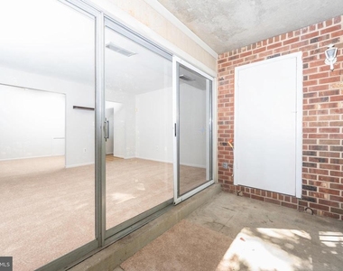 874 College Parkway - Photo Thumbnail 16