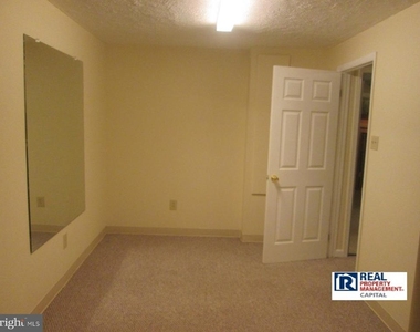 19419 Kildonan Drive - Photo Thumbnail 10