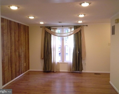 19419 Kildonan Drive - Photo Thumbnail 3