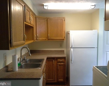 19419 Kildonan Drive - Photo Thumbnail 1