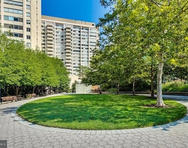 5500 Friendship Boulevard - Photo Thumbnail 8