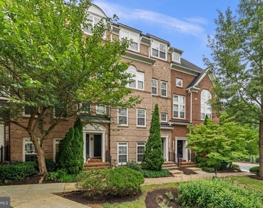 13624 Dover Cliffs Place - Photo Thumbnail 28
