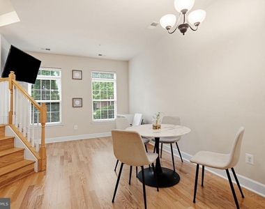 13624 Dover Cliffs Place - Photo Thumbnail 5