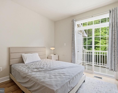 13624 Dover Cliffs Place - Photo Thumbnail 22