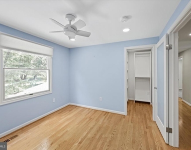 11209 Maine Cove Drive - Photo Thumbnail 21