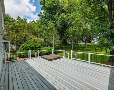 11209 Maine Cove Drive - Photo Thumbnail 36