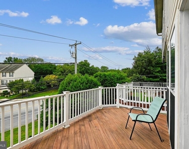 9457 Birdhouse Circle - Photo Thumbnail 9