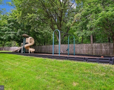 9457 Birdhouse Circle - Photo Thumbnail 62