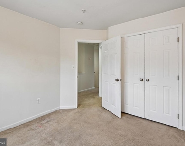 9457 Birdhouse Circle - Photo Thumbnail 41