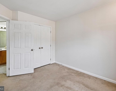 9457 Birdhouse Circle - Photo Thumbnail 40