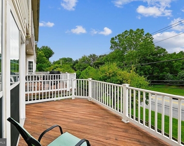 9457 Birdhouse Circle - Photo Thumbnail 8
