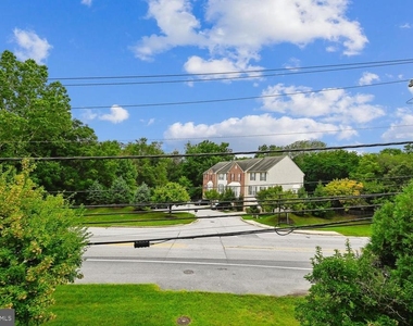 9457 Birdhouse Circle - Photo Thumbnail 11