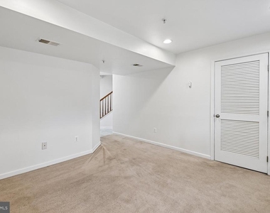 9457 Birdhouse Circle - Photo Thumbnail 53
