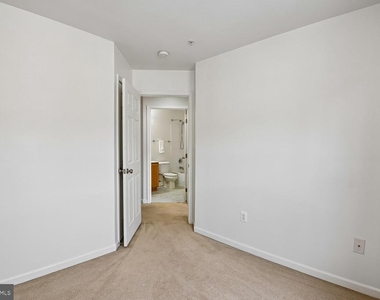 9457 Birdhouse Circle - Photo Thumbnail 45