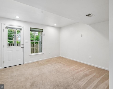 9457 Birdhouse Circle - Photo Thumbnail 51
