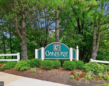 9457 Birdhouse Circle - Photo Thumbnail 60