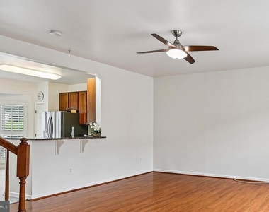 9457 Birdhouse Circle - Photo Thumbnail 19