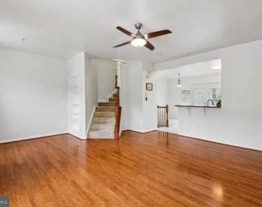 9457 Birdhouse Circle - Photo Thumbnail 17