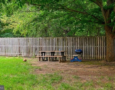 9457 Birdhouse Circle - Photo Thumbnail 64