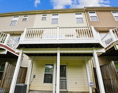 9457 Birdhouse Circle - Photo Thumbnail 4