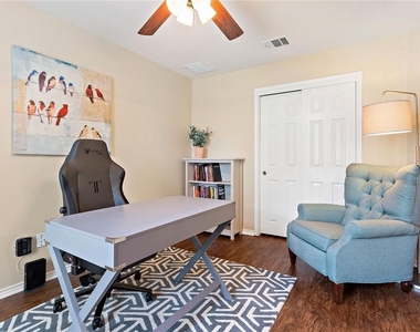 3912 Links Ln - Photo Thumbnail 7